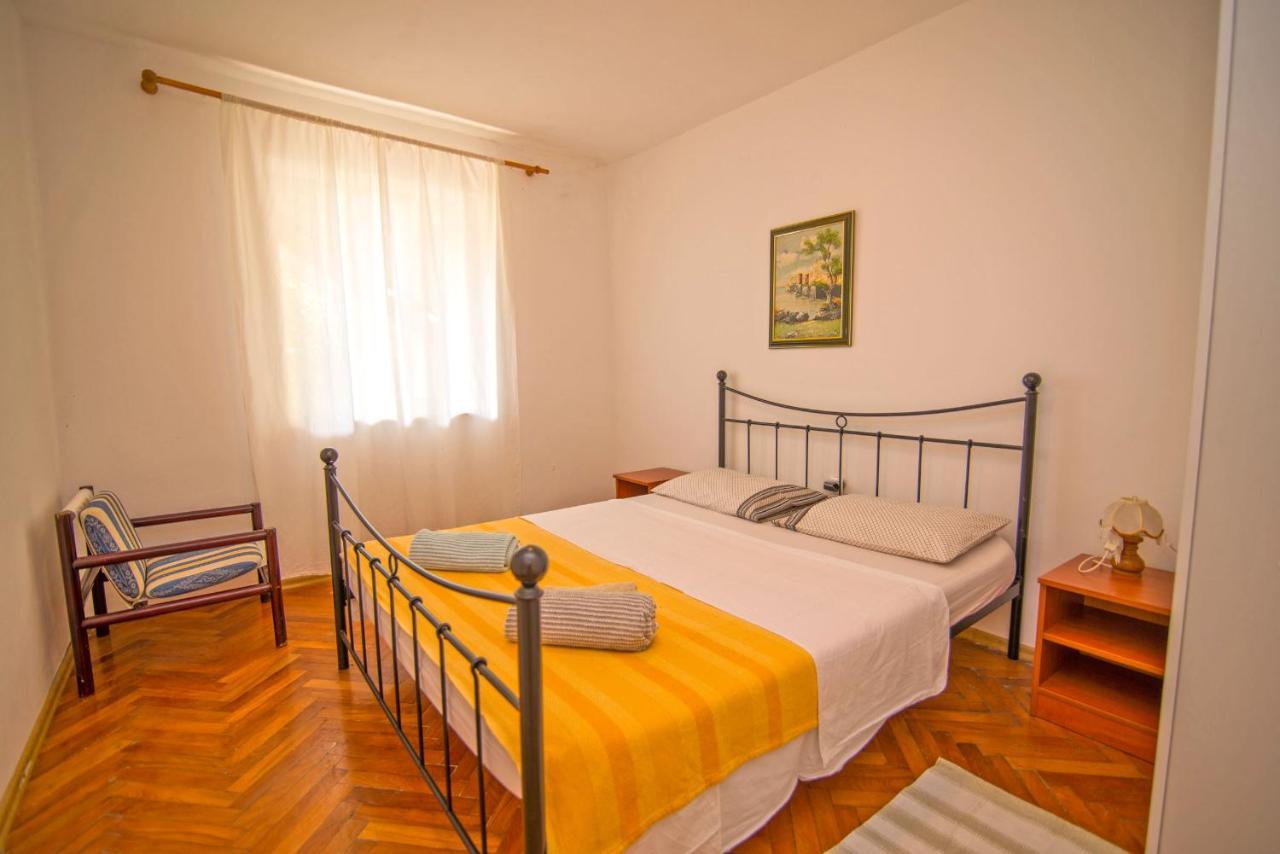 Nena Appartement Mali Lošinj Buitenkant foto