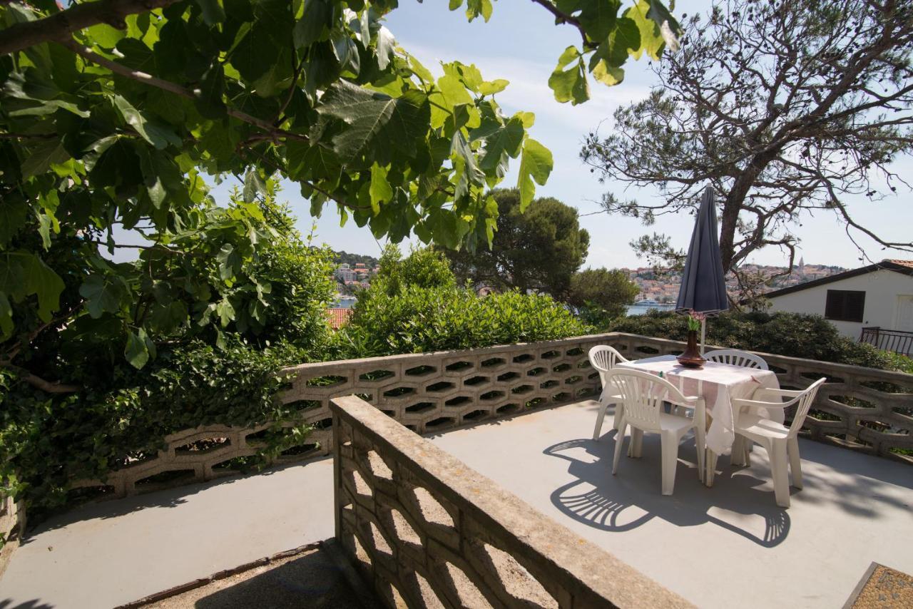 Nena Appartement Mali Lošinj Buitenkant foto