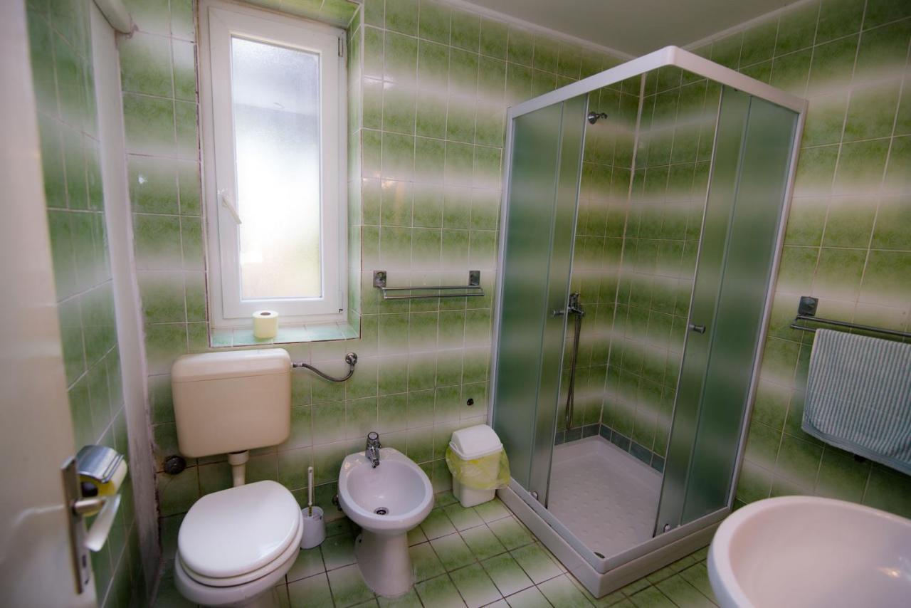 Nena Appartement Mali Lošinj Buitenkant foto