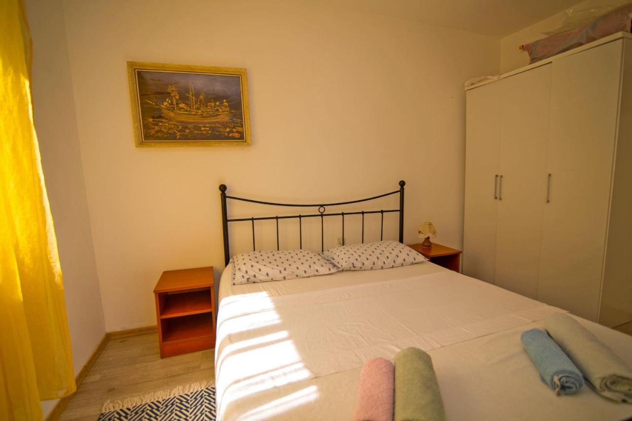 Nena Appartement Mali Lošinj Buitenkant foto
