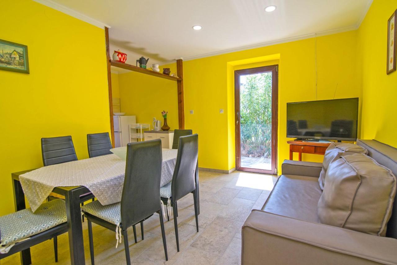 Nena Appartement Mali Lošinj Buitenkant foto